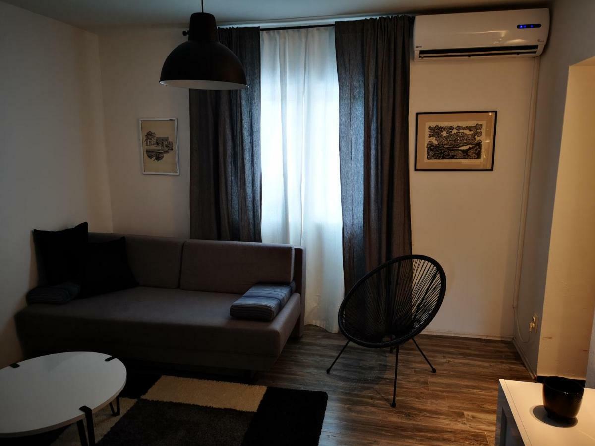 セリネ Niko Bed & Breakfast エクステリア 写真